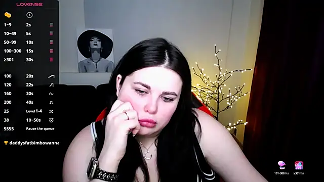 Emily Mo online show from 6, 2, 2025