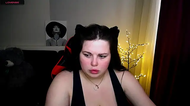 Emily Mo online show from 22, 2, 2025