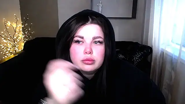 Emily Mo online show from 21, 3, 2025