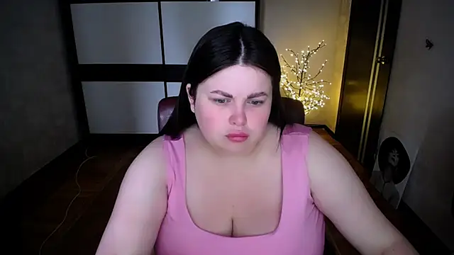 Snapshot of Emily_Mo chatting on 9, 7, 2026 Emily Mo online show from 9, 7, 2026