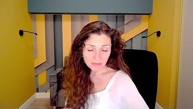 EllaLong online show from 23, 2, 2025