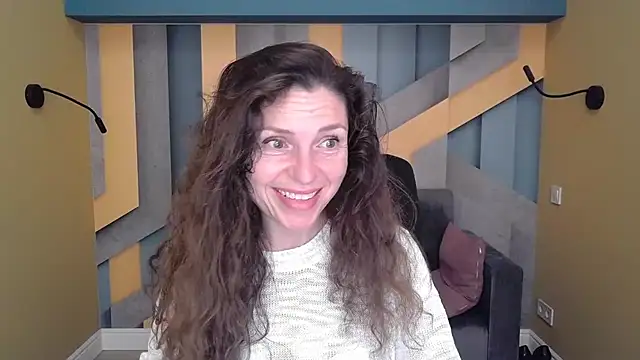 EllaLong online show from 12, 10, 2025