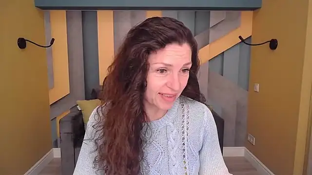 EllaLong online show from 19, 4, 2026