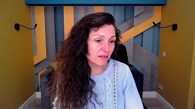 EllaLong online show from 24, 4, 2026