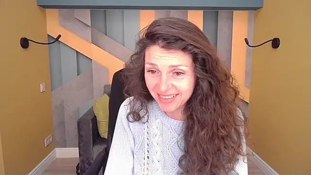 EllaLong online show from 28, 4, 2026