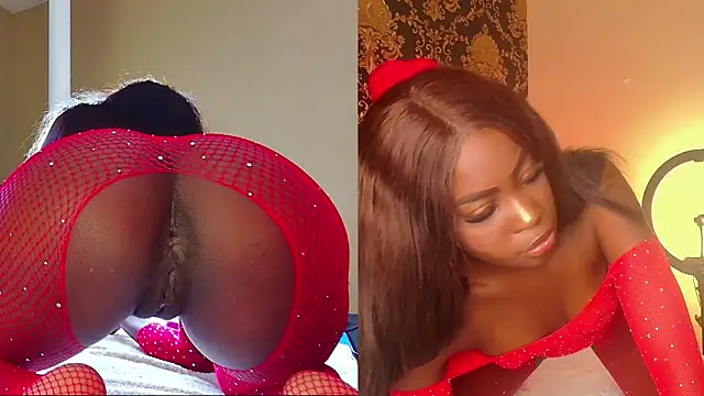 Snapshot of NaiaGils chatting on 13, 2, 2025 NaiaGils online show from 13, 2, 2025