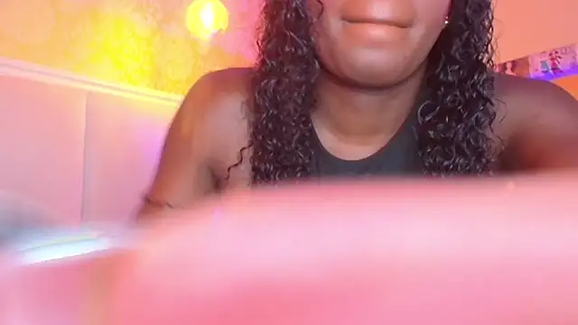 NaiaGils online show from 10, 3, 2026