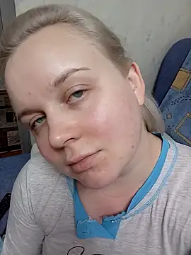 Karolina love  online show from 17, 9, 2025