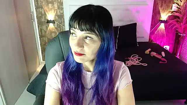 Snapshot of kitty__horny chatting on 23, 12, 2024 kitty horny online show from 23, 12, 2024