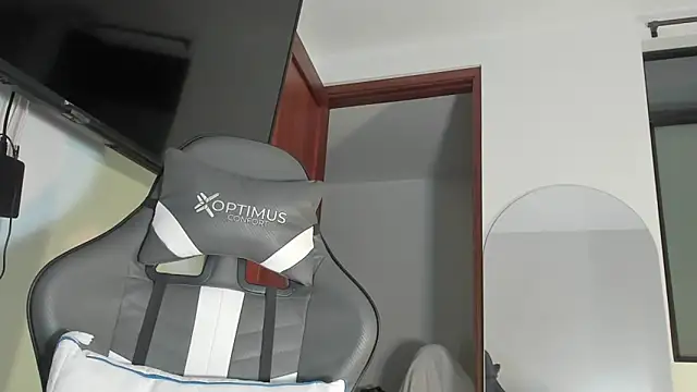 Snapshot of joss_111 chatting on 18, 11, 2025 joss 111 online show from 18, 11, 2025