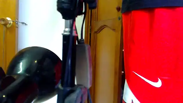 SelfSuck9inchs online show from 26, 2, 2025