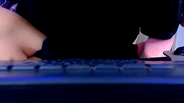 SelfSuck9inchs online show from 30, 10, 2025