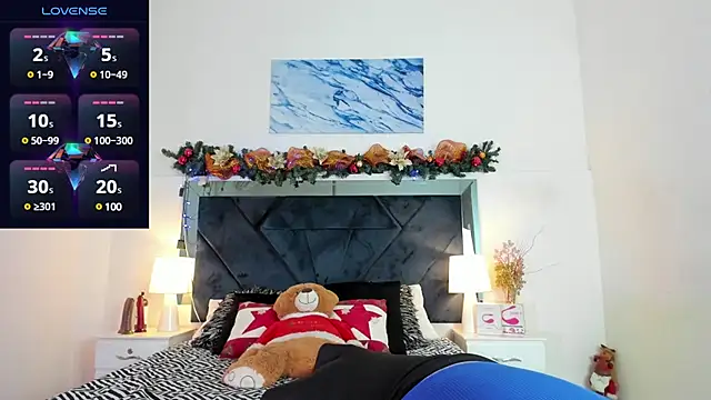 Lauralove 69 online show from 9, 12, 2024