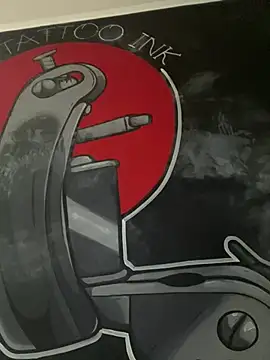 Sarah millerr  online show from 23, 4, 2026