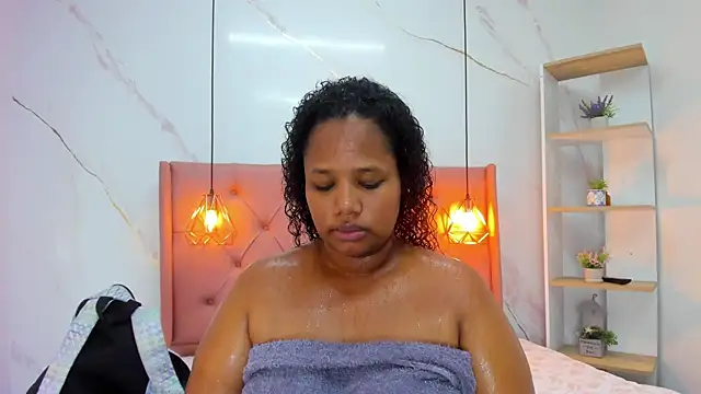 Belle Brunette online show from 11, 10, 2025