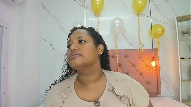 Belle Brunette online show from 27, 4, 2026