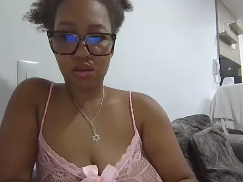 megan-hotxx online show from 2, 7, 2026