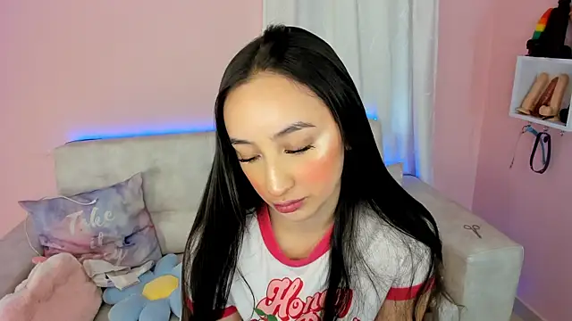 tinysara online show from 19, 12, 2024