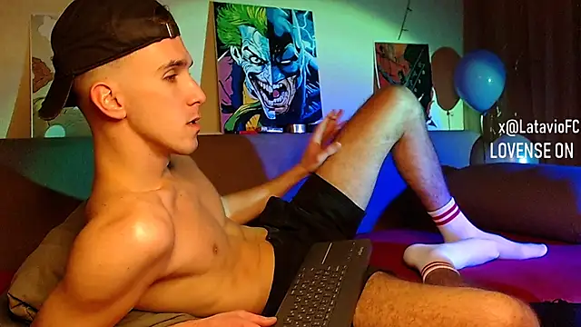 Midnighter  online show from 26, 12, 2024