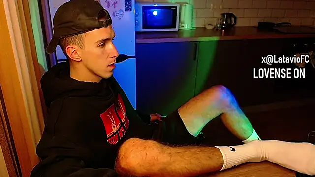 Midnighter  online show from 25, 9, 2025