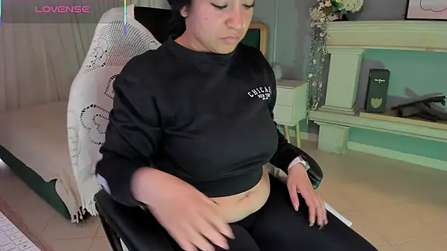 scarlet miller1 online show from 7, 3, 2025