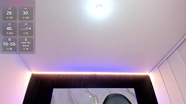 charlottewhitte online show from 11, 3, 2026