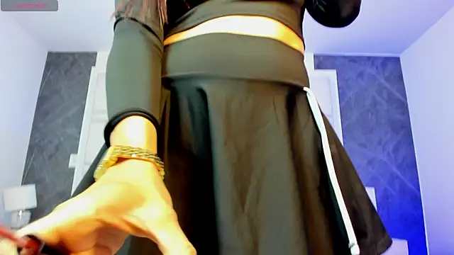 charlottewhitte online show from 22, 4, 2026