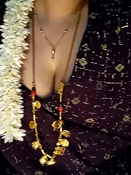 tuttifrutti17 online show from 8, 3, 2025