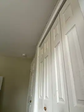 QueenNuttCollector online show from 22, 4, 2026