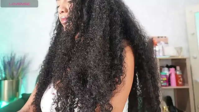 HOTBLACKANDWHITE2 online show from 8, 4, 2026