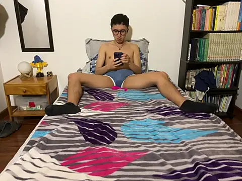 CamiRojas boy online show from 29, 4, 2026