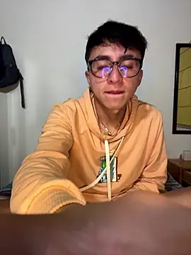 CamiRojas boy online show from 7, 7, 2026