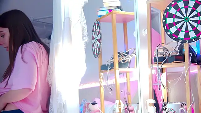 ElisabethDavis online show from 31, 1, 2025