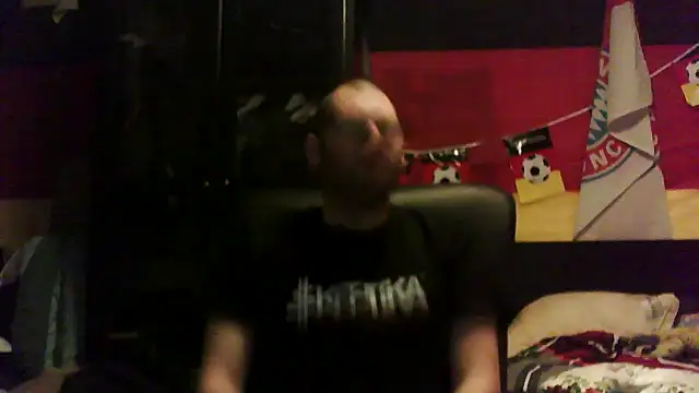 Snapshot of Die-geile-Sau chatting on 2, 12, 2025 Die-geile-Sau online show from 2, 12, 2025