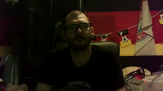 Snapshot of Die-geile-Sau chatting on 3, 12, 2025 Die-geile-Sau online show from 3, 12, 2025