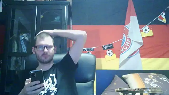 Snapshot of Die-geile-Sau chatting on 15, 1, 2026 Die-geile-Sau online show from 15, 1, 2026