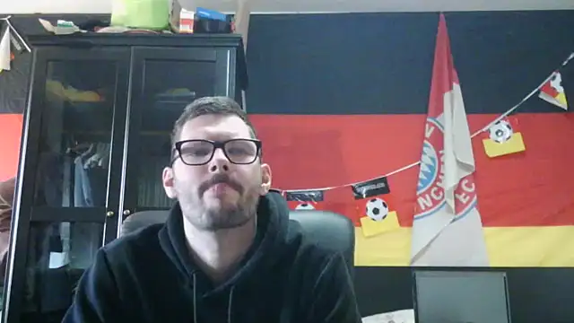 Snapshot of Die-geile-Sau chatting on 4, 3, 2026 Die-geile-Sau online show from 4, 3, 2026