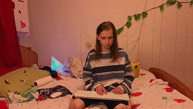 Snapshot of Frank_Fraer chatting on 2, 3, 2026 Frank Fraer online show from 2, 3, 2026