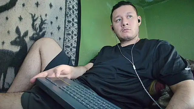 sweet cock28 online show from 17, 4, 2026