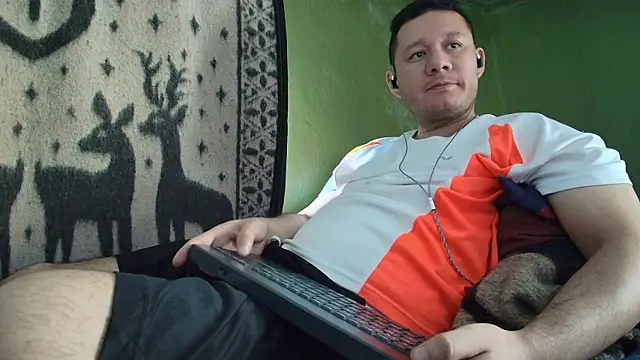 sweet cock28 online show from 22, 4, 2026