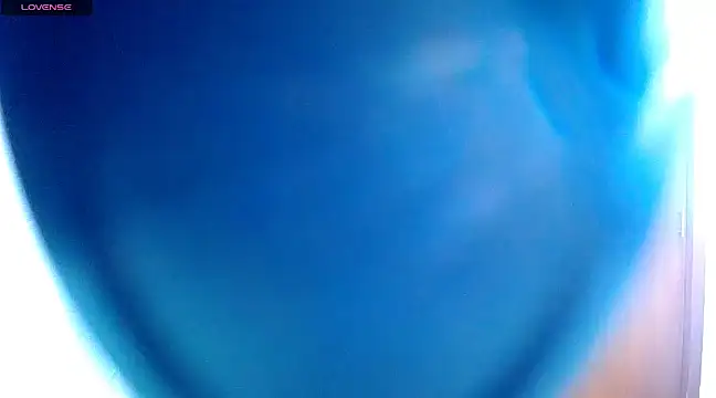 Danna Ross  online show from 24, 1, 2025