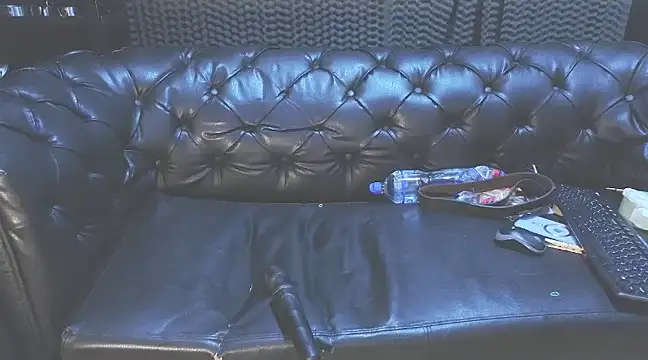 Snapshot of kimberly_swan chatting on 27, 1, 2025 kimberly swan online show from 27, 1, 2025