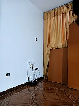 Amber Etan online show from 5, 3, 2026