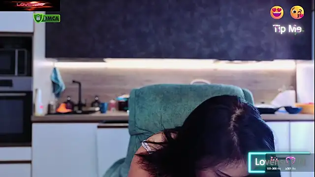 Katniss K online show from 11, 9, 2025