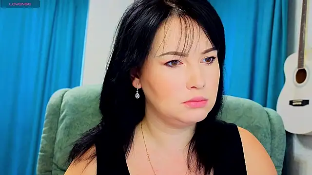 Katniss K online show from 2, 10, 2025