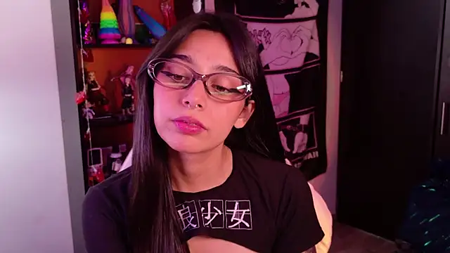 amber yull online show from 15, 6, 2026