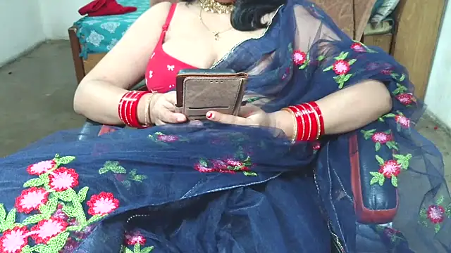 Cute Mahi22 online show from 5, 10, 2025