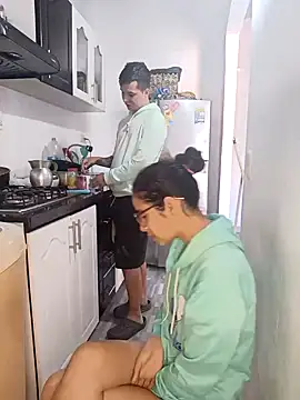 Snapshot of catire2323 chatting on 14, 1, 2025 catire2323 online show from 14, 1, 2025