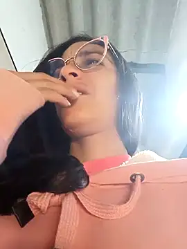 catire2323 online show from 22, 4, 2026