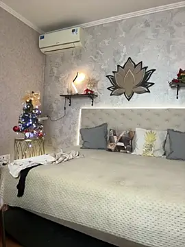 StripBianka online show from 18, 12, 2025